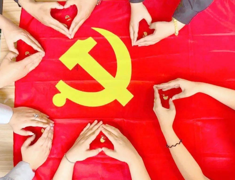 你愿意为了一份不错的工资受气吗？游戏画面